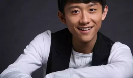 张一山娱乐圈吃瓜事件图片,吃瓜图鉴揭秘幕后真相